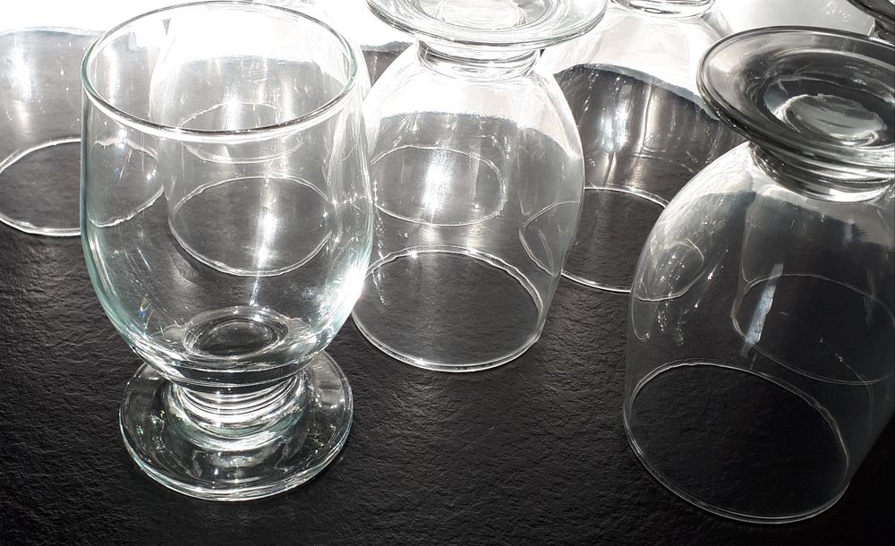 42 Gds Verres &agrave; Pied Blancs R&Eacute;SISTANTS (pour GIVR&Eacute;S, Verrine Cuisine