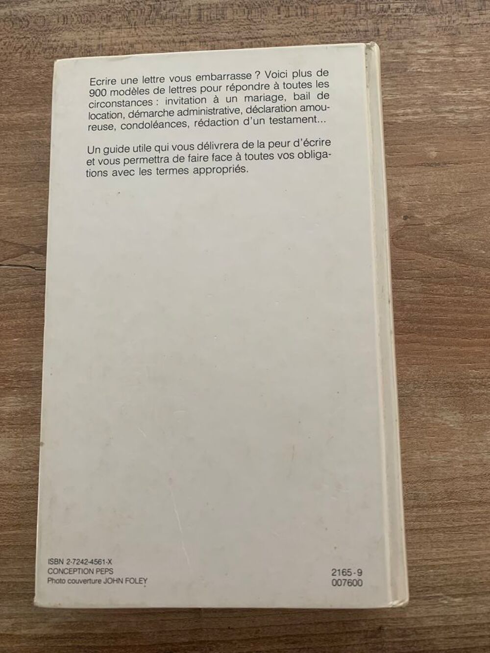 Livre Le savoir &eacute;crire " Le guide pratique d Livres et BD