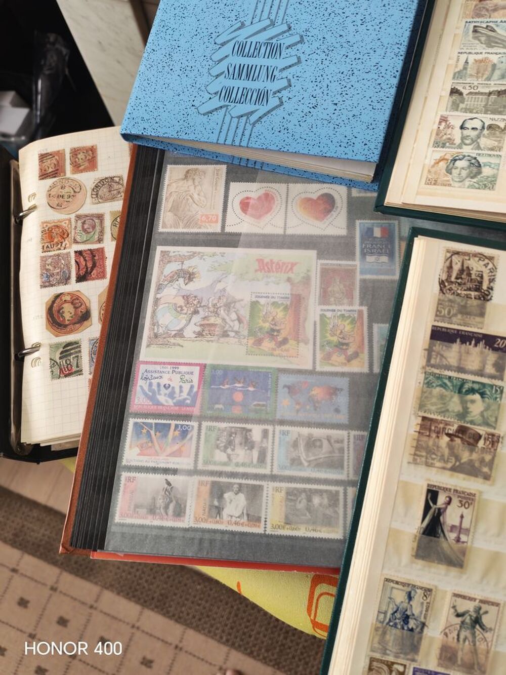 COLLECTION DE TIMBRES 