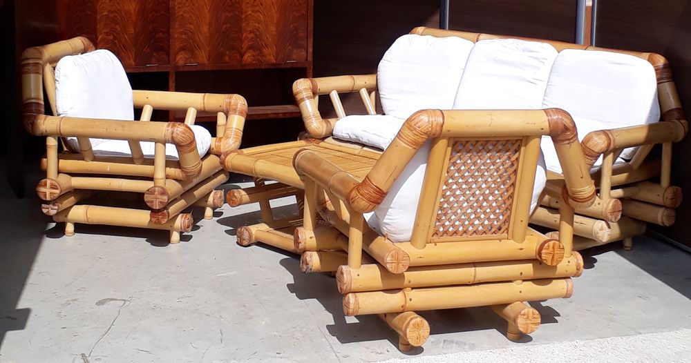 canape 2 fauteuils +table bambou Meubles
