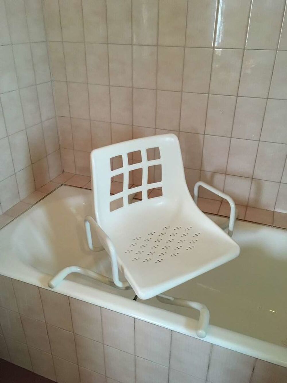 Si&egrave;ge de baignoire pivotant Meubles