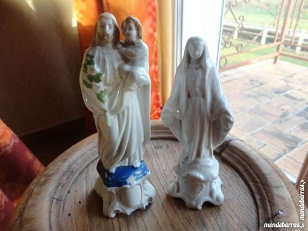 Trois objet religieux 