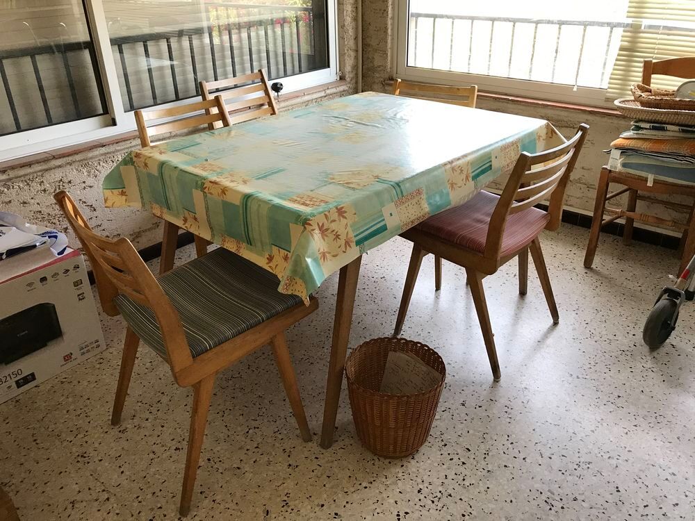 Table salle a manger Meubles