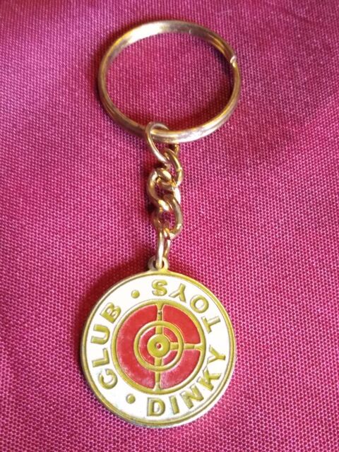Porte-clefs club dinky toys 2 Avermes (03)