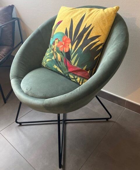 Fauteuil vert
75 Wambrechies (59)