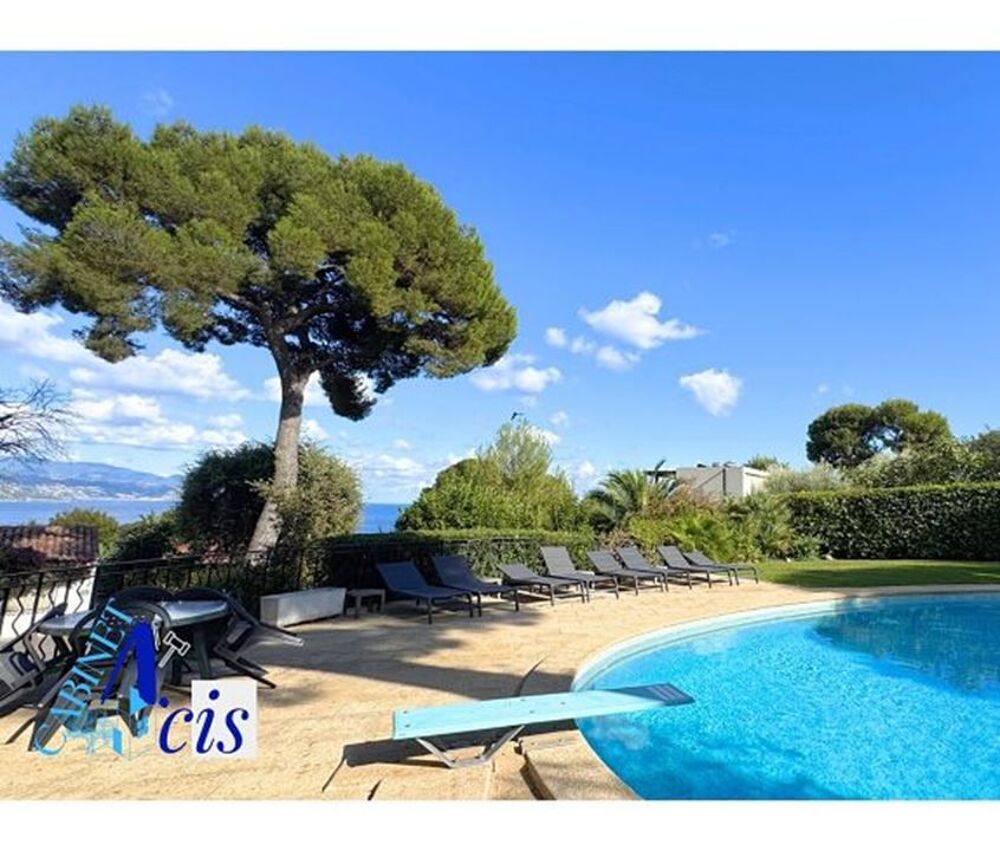 à vendre  Appartement Roquebrune-Cap-Martin (06190)