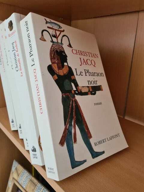 Collection Christian Jacq 10 Amiens (80)