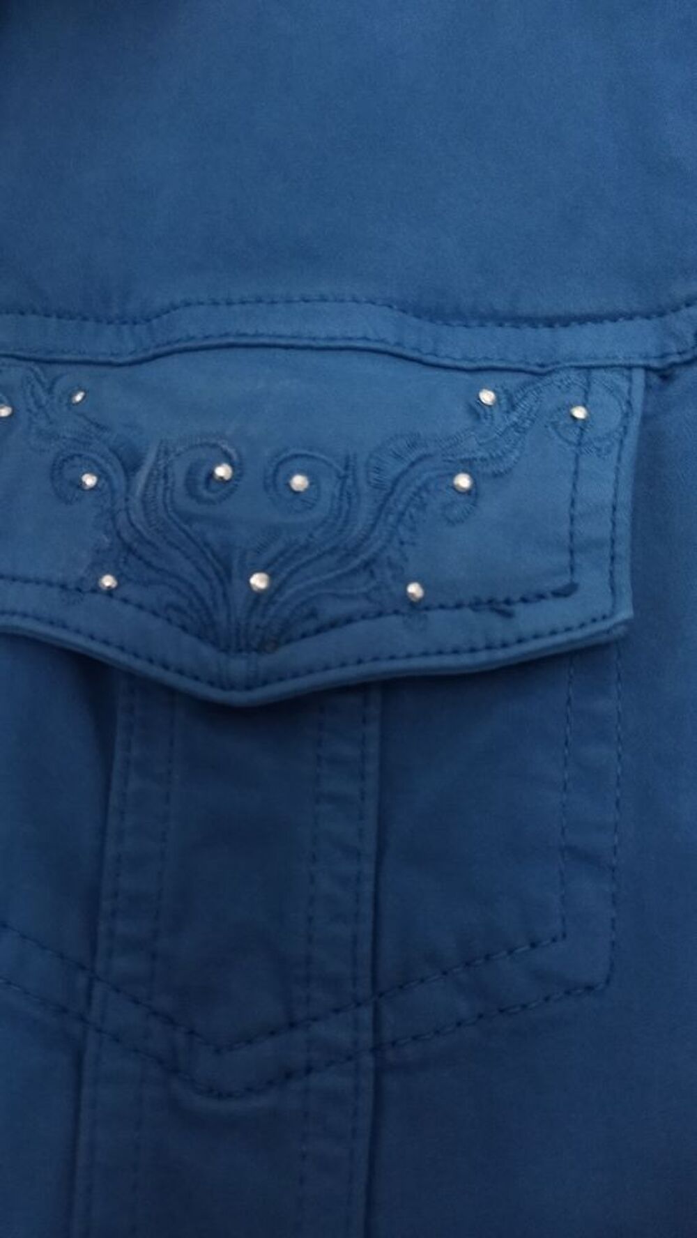 Blouson court effet peau de p&ecirc;che ? bleu Vêtements