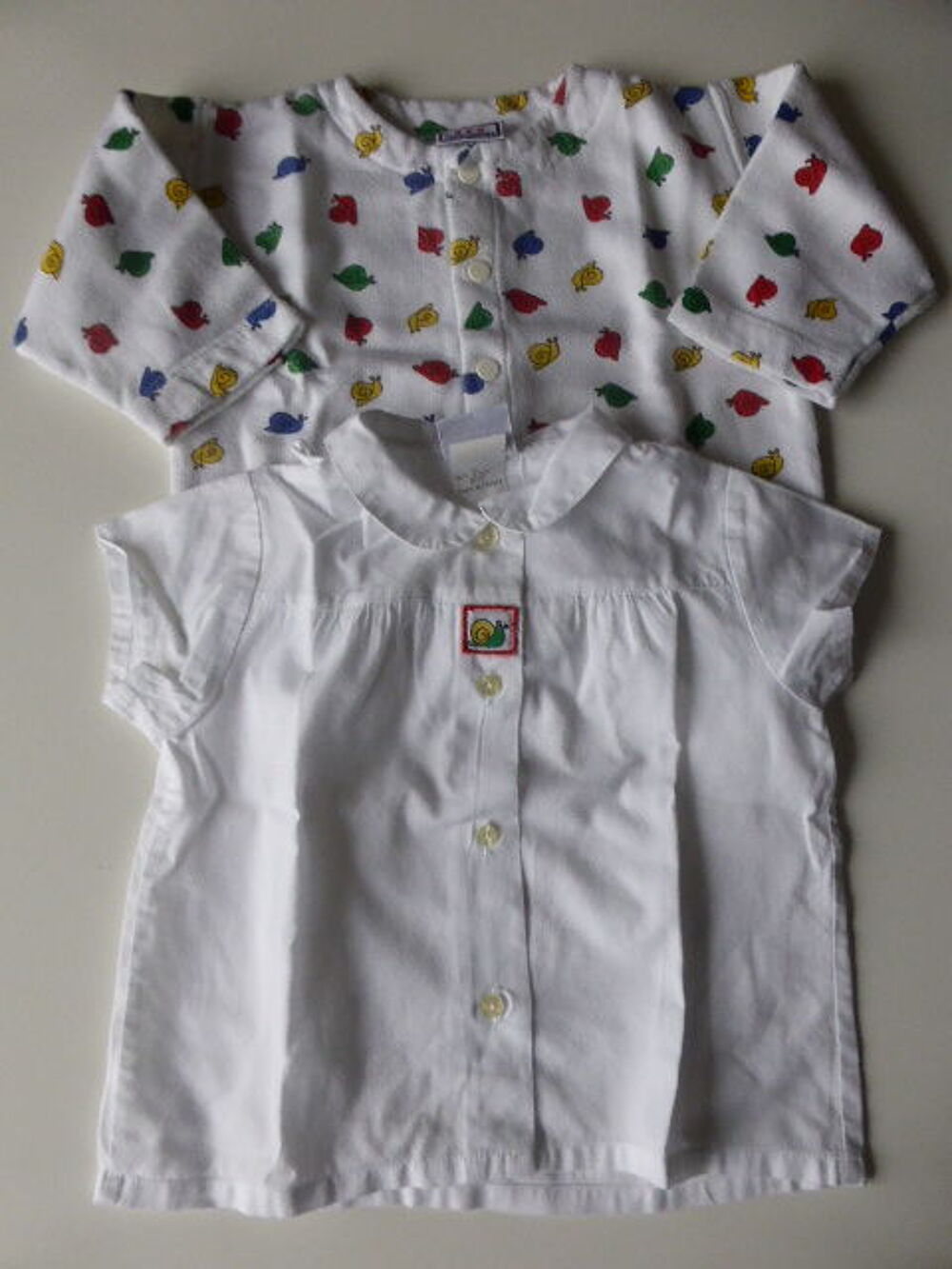 Ensemble chemisier et gilet Petit Bateau Motif escargot 18 m Vtements enfants