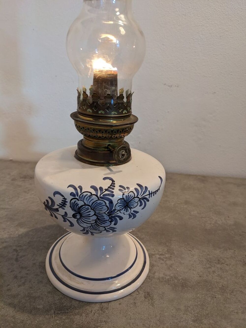 lampe &agrave; p&eacute;trole en c&eacute;ramique + verre + laiton en parfait &eacute;t Décoration