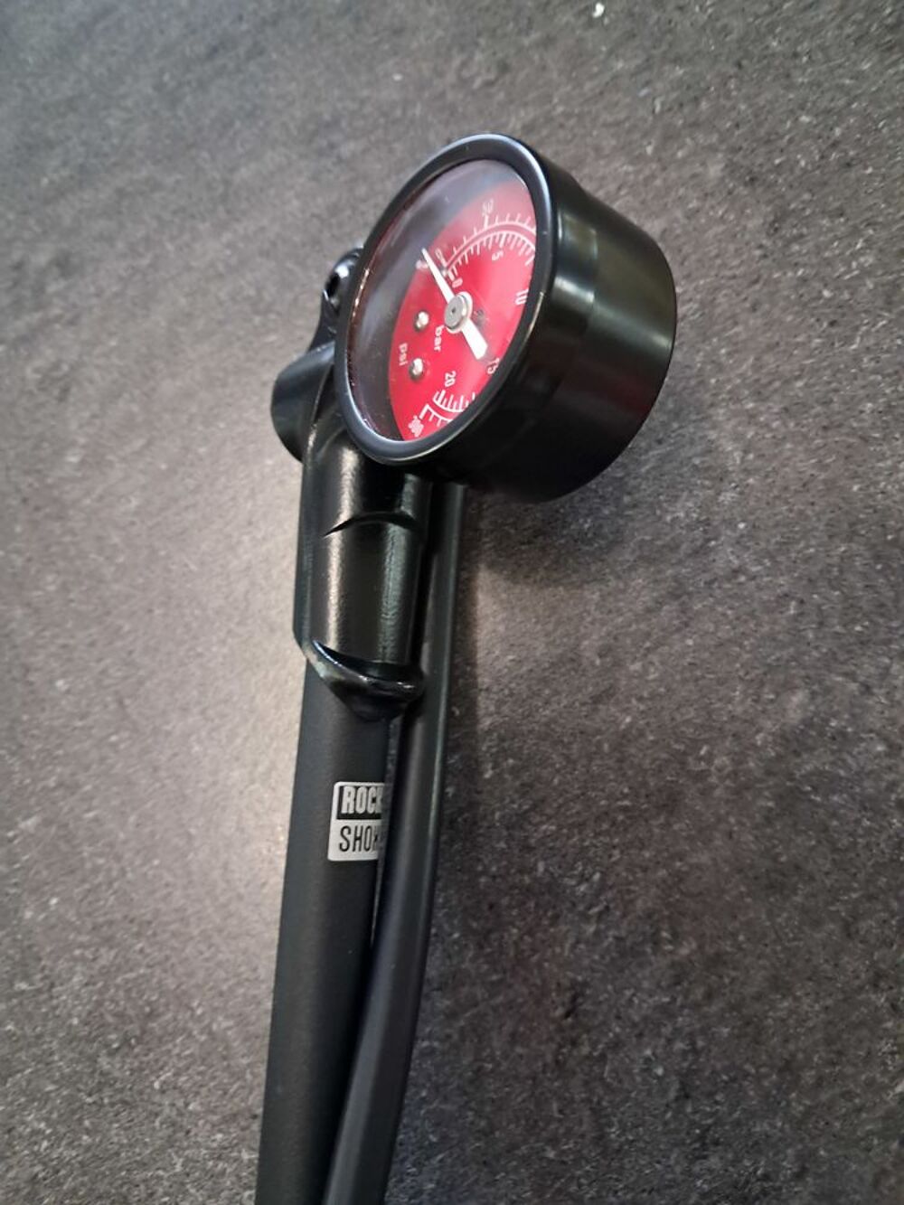 EQUIPEMENTS VTT SCOTT JAMAIS UTILISES TOTALEMENT NEUFS Vélos