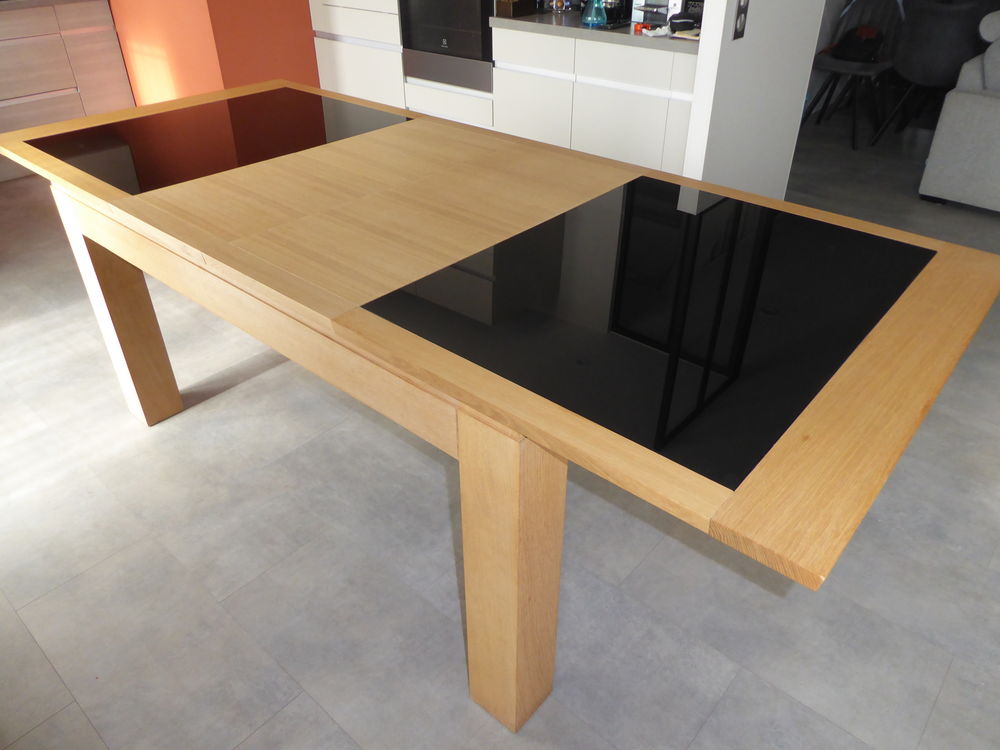 table et 6 chaises Meubles