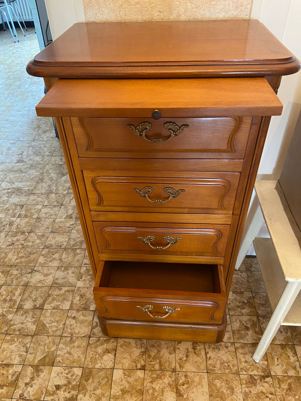 Commode en bois massif Meubles