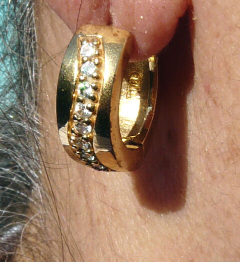 Boucles d'oreilles en M�tal Dor� avec brillants, ann�es 90 28 Gravelines (59)
