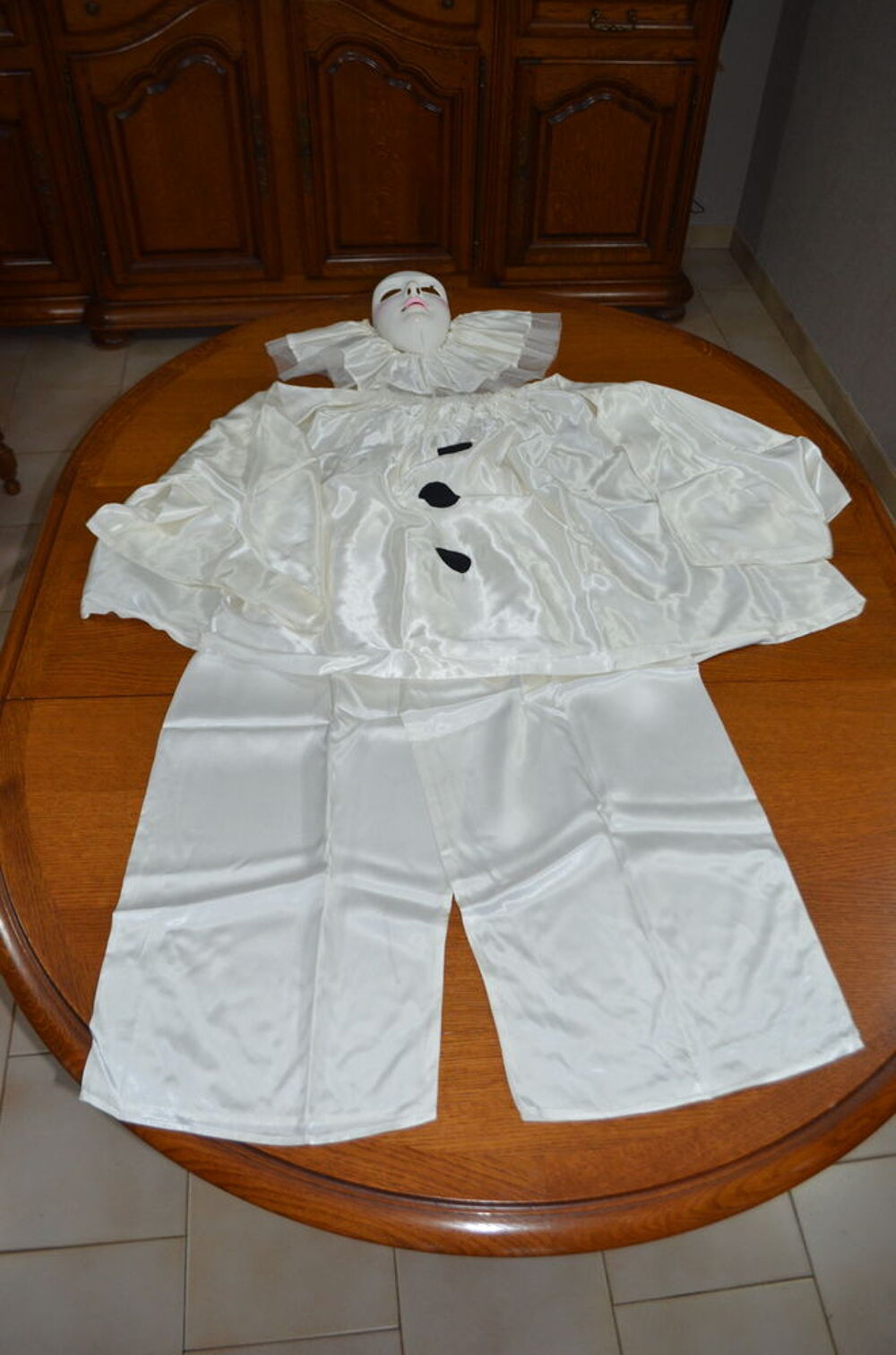 lot de v&ecirc;tements de d&eacute;guisements Vêtements
