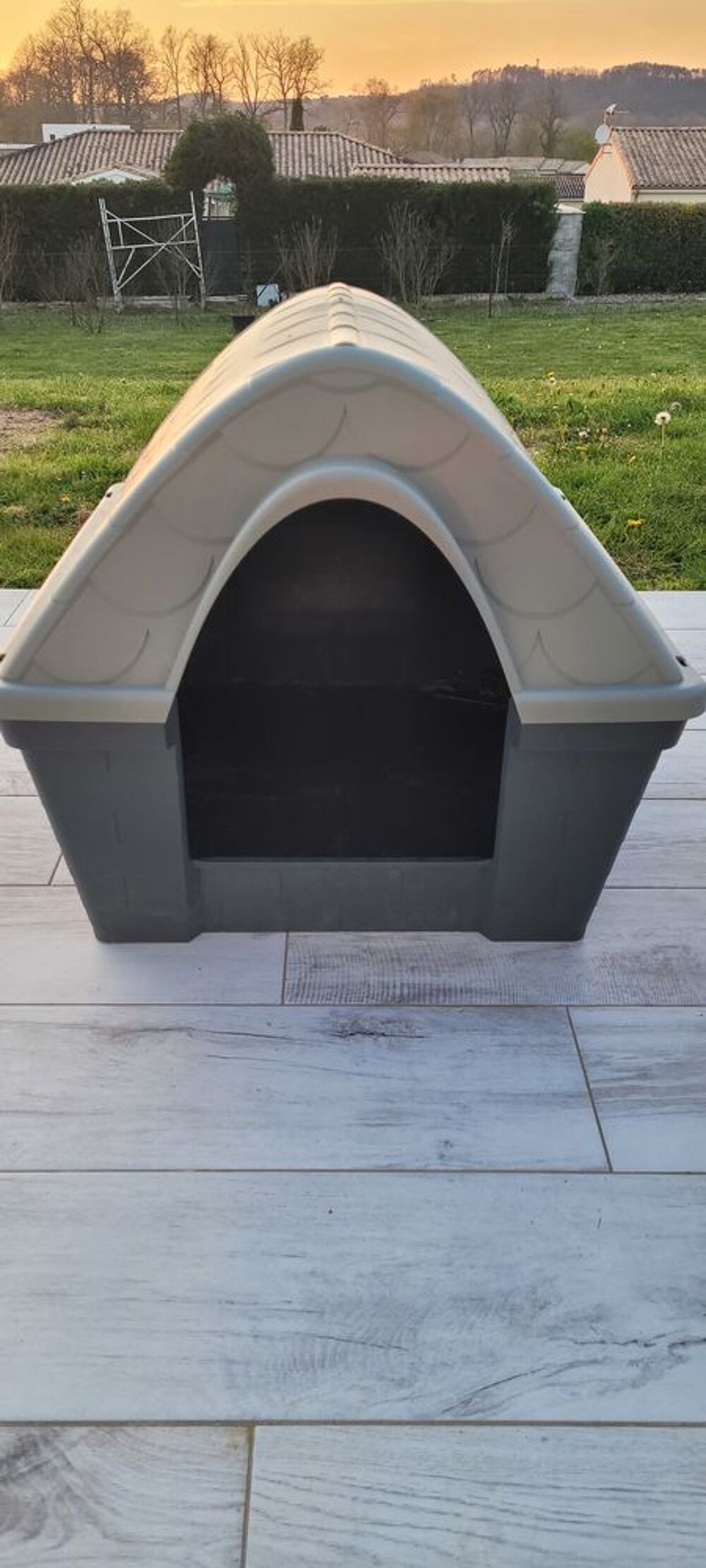 niche chien neuve (servie 2 fois) Jardin