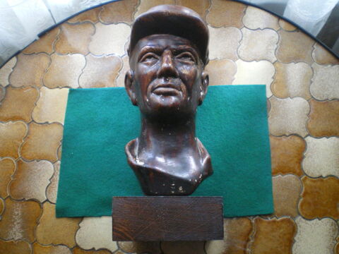 Buste en terre cuite - T�te de L�gionnaire. 70 Caen (14)