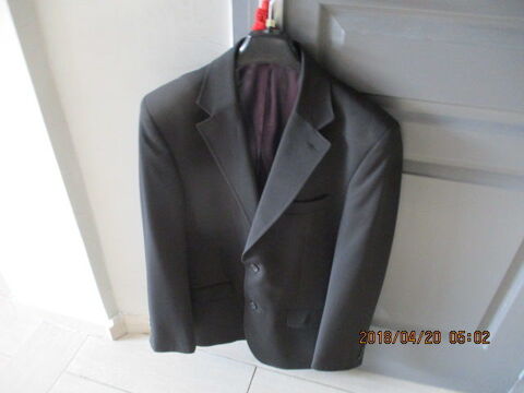 Veste 30 Castres (81)