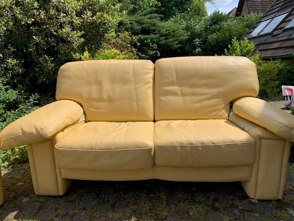 SALON CUIR 3 PIECES Meubles