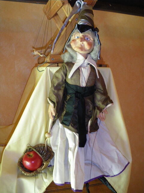 Belle marionnette à fils de collection, belle collection  350 Brienne (71)