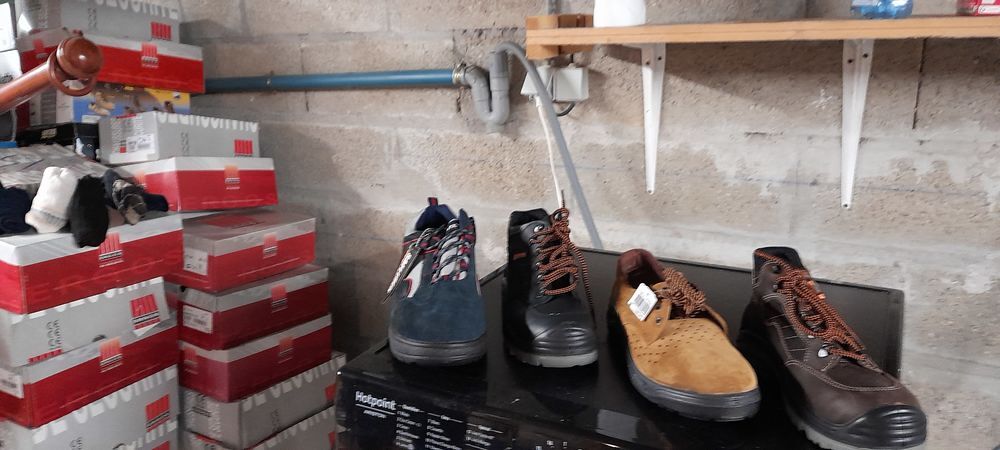 Lot de chaussures de s&eacute;curit&eacute; Chaussures