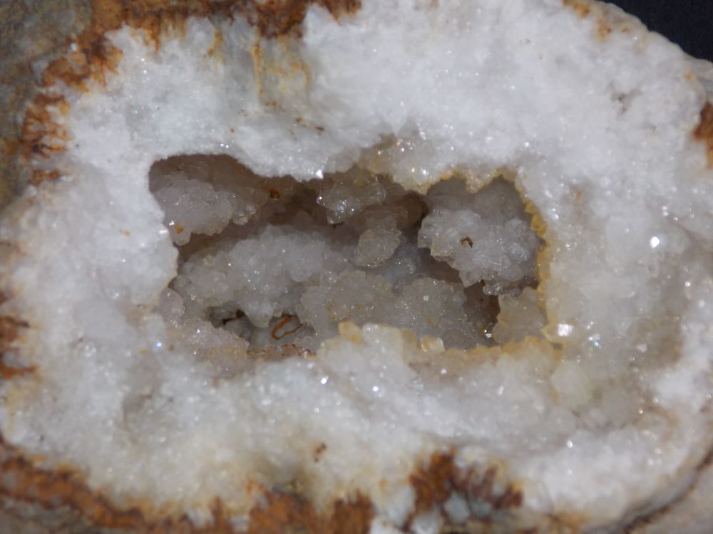 G&eacute;ode de Quartz Doazit Landes France 1kg 122 