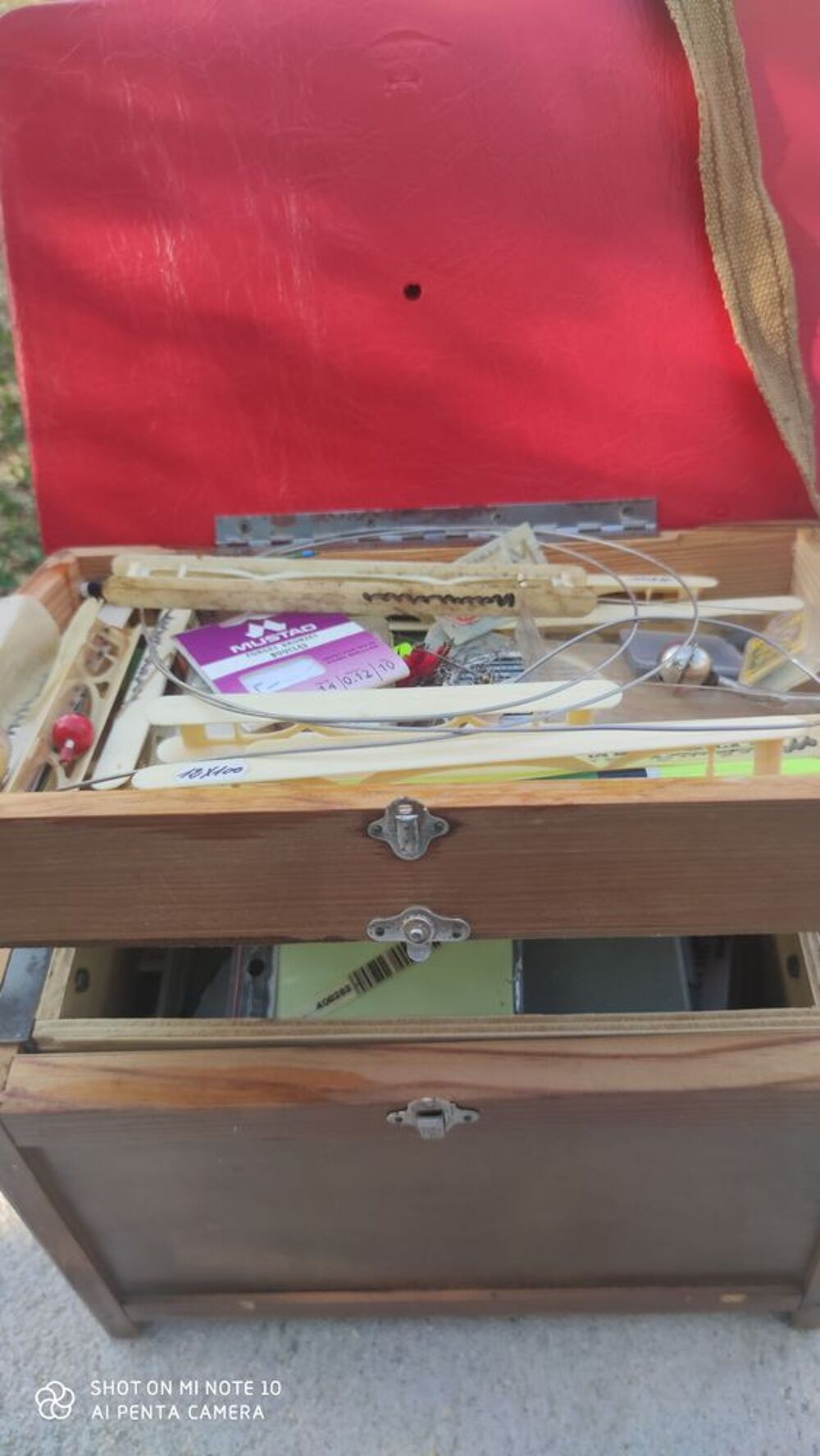  bo&icirc;te p&ecirc;che ancienne Sports