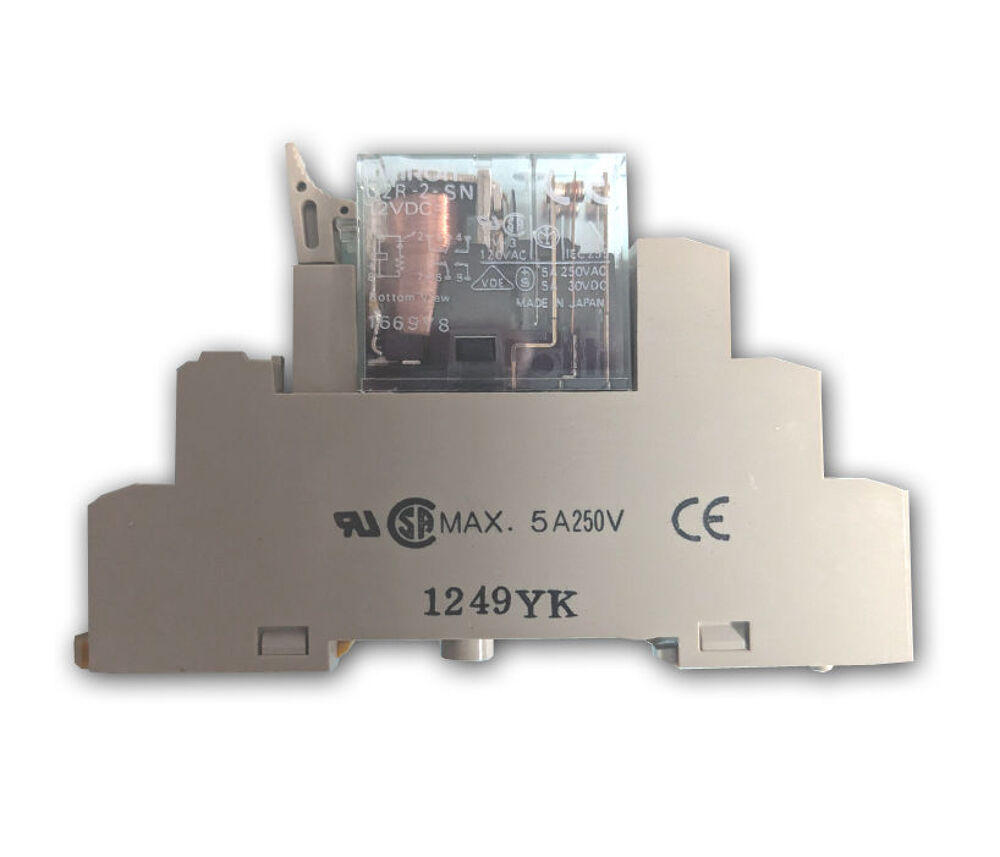 Lot de 8 relais de puissance Omron G2R-2-DC12 mont&eacute; sur base Matériel informatique
