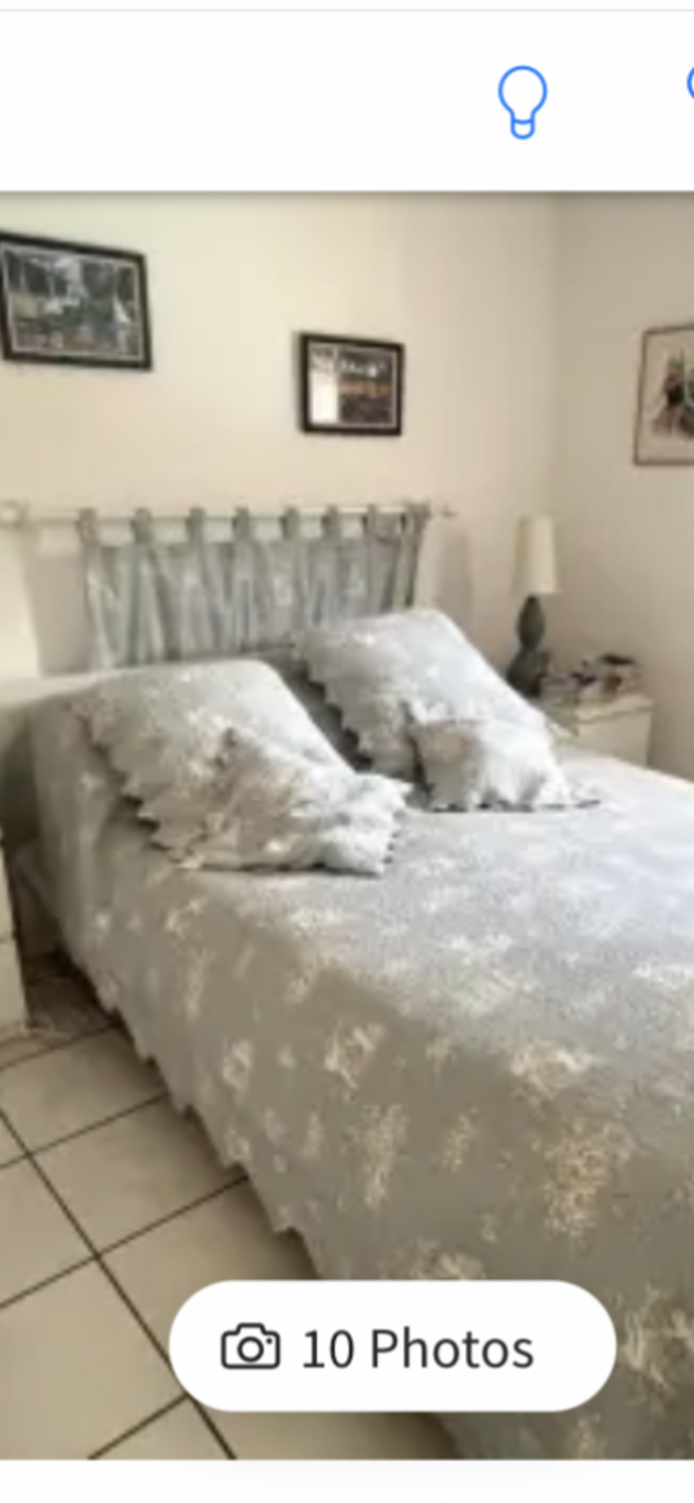 Boutis bleu clair avec tringle et rideau t&ecirc;te de lit Décoration