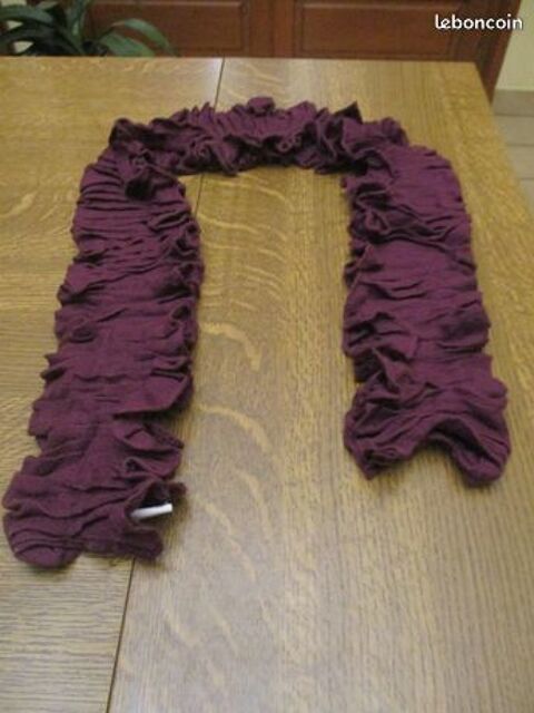 Echarpe bordeaux neuve longueur 1m 0 Mrignies (59)