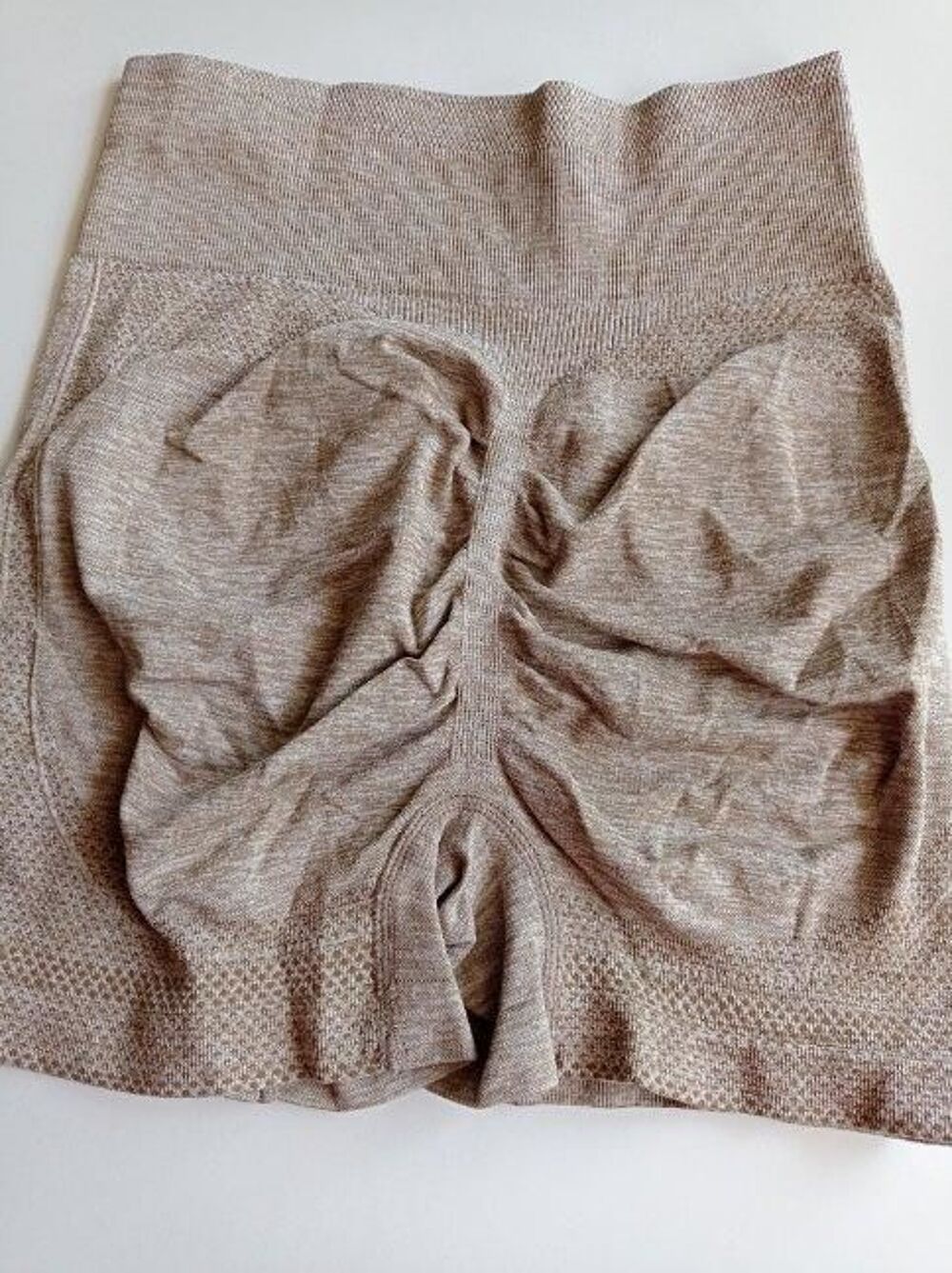 Short de sport Push up taille haute beige S/M Vêtements