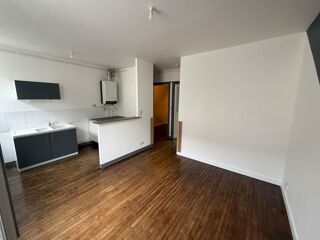  Appartement à louer 2 pièces 40 m²
