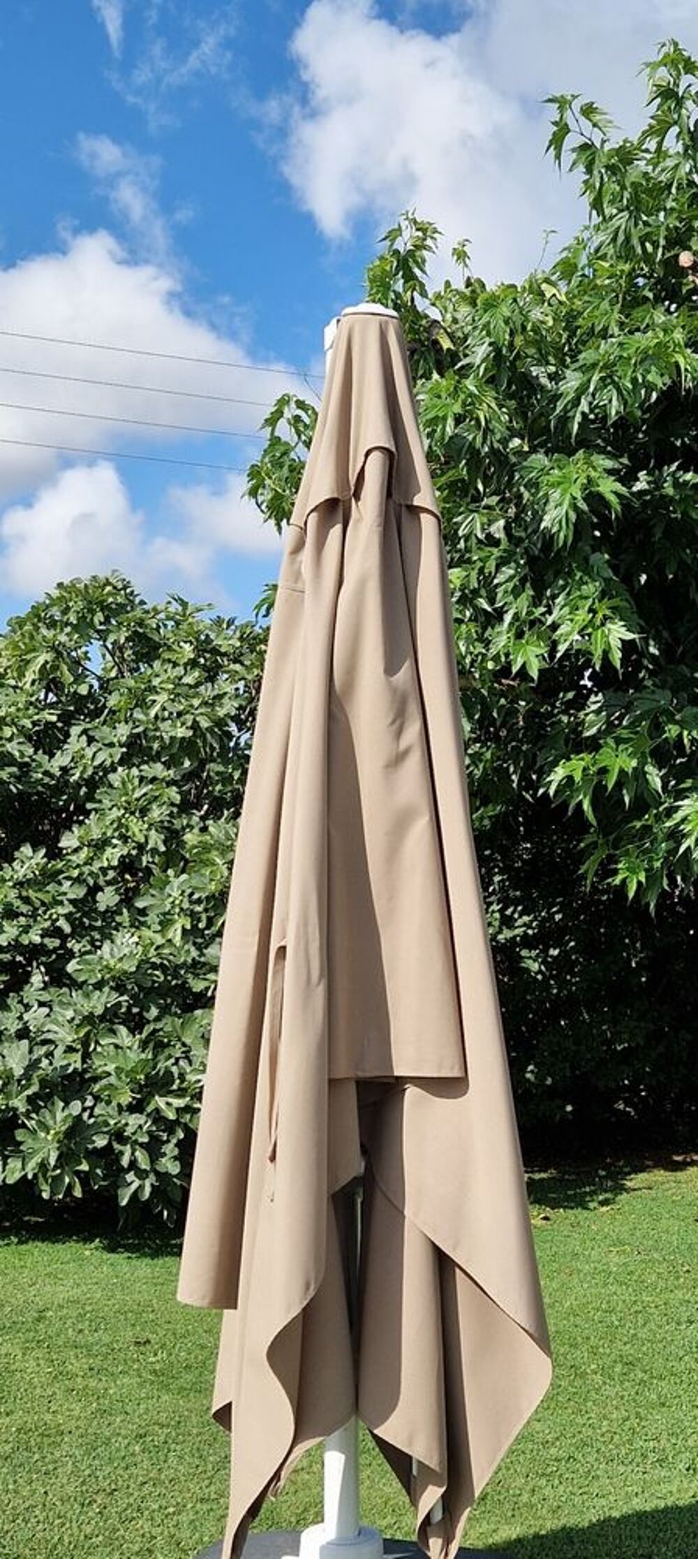 Parasol d&eacute;port&eacute; Hesp&eacute;rides 3x4m Jardin