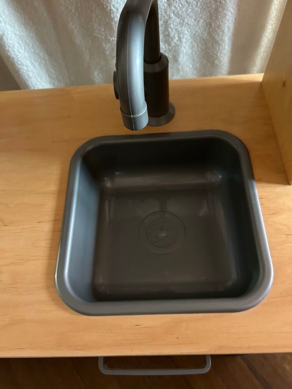 mini cuisine Duktig pour enfants de IKEA en bouleau id&eacute;al pour jouer aux top chefs dimensions hauteur 109 cm largeur 72 cm et profondeur 40 cm Jeux / jouets
