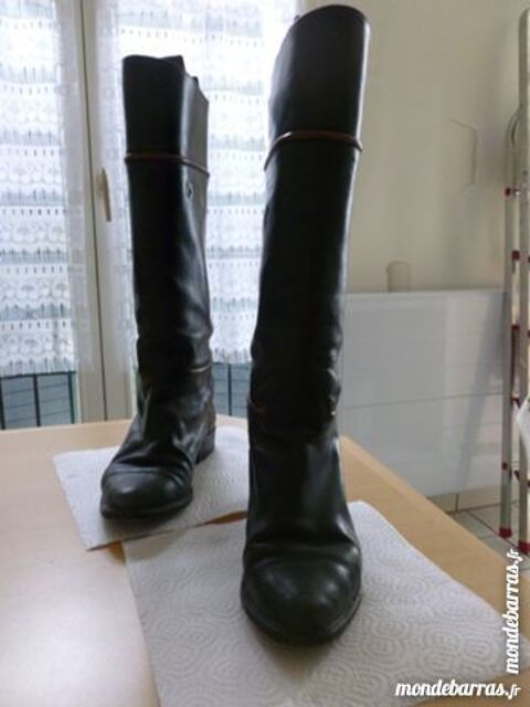 Bottes cavalières cuir noir avec liseré marro 10 Thiais (94)