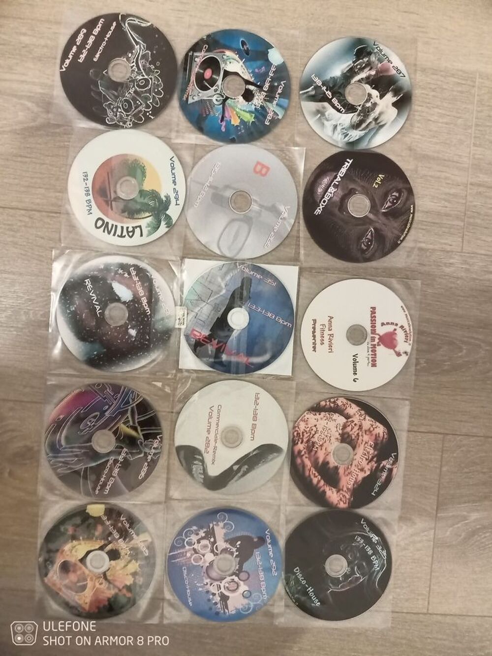 100 CD Finess CD et vinyles