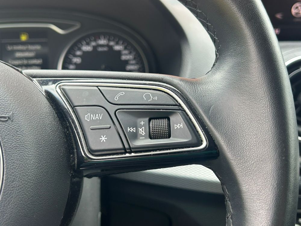 Q2 35 TFSI 150 S tronic 7 S line 2022 occasion Binche