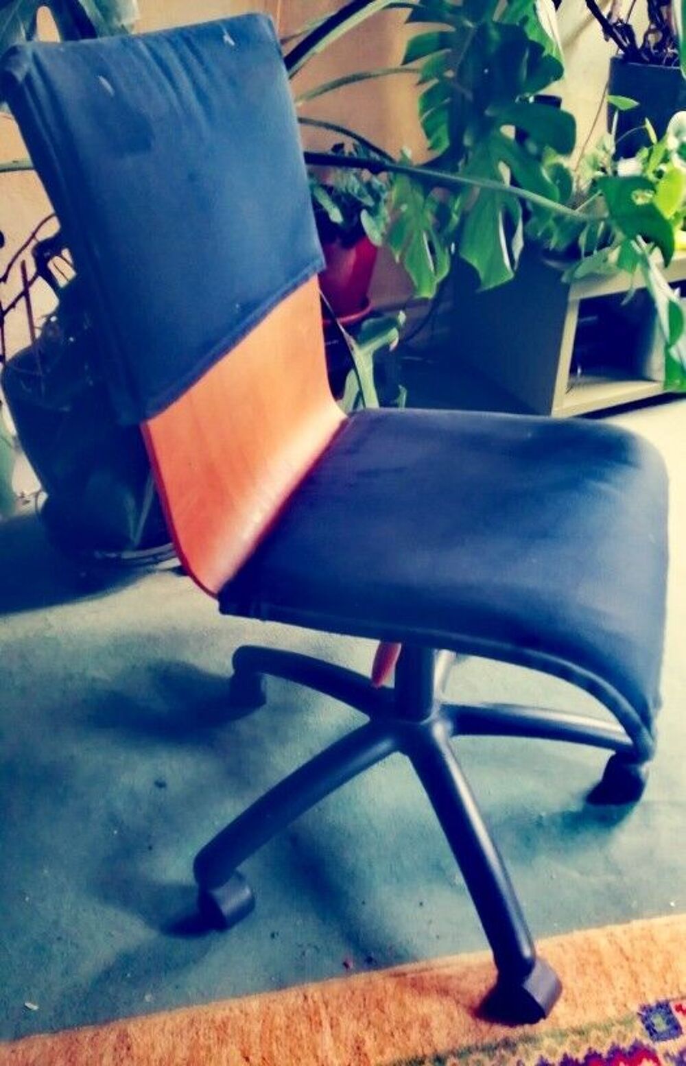 Chaise de bureau r&eacute;glable Meubles
