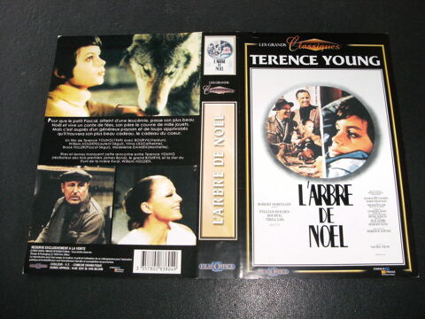 Film :   L'arbre de Noel   35 Saint-M�dard-en-Jalles (33)