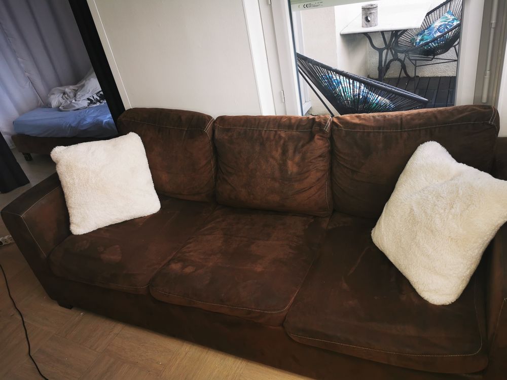 Canaper 3 places su&eacute;dine convertible Meubles