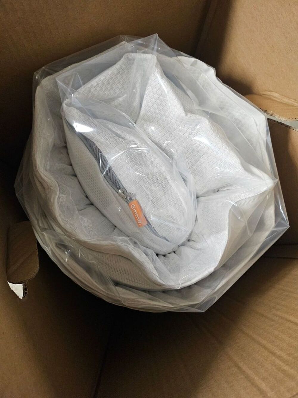 Matelas Emma neuf 1 place 90&times;200 a 100€ Meubles