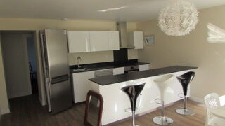  Maison � louer 7 pi�ces 151 m� Nueil-les-aubiers