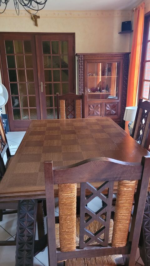 Trs belle salle  manger buffet,table,6 chaises et argentie 100 Bailleul (59)