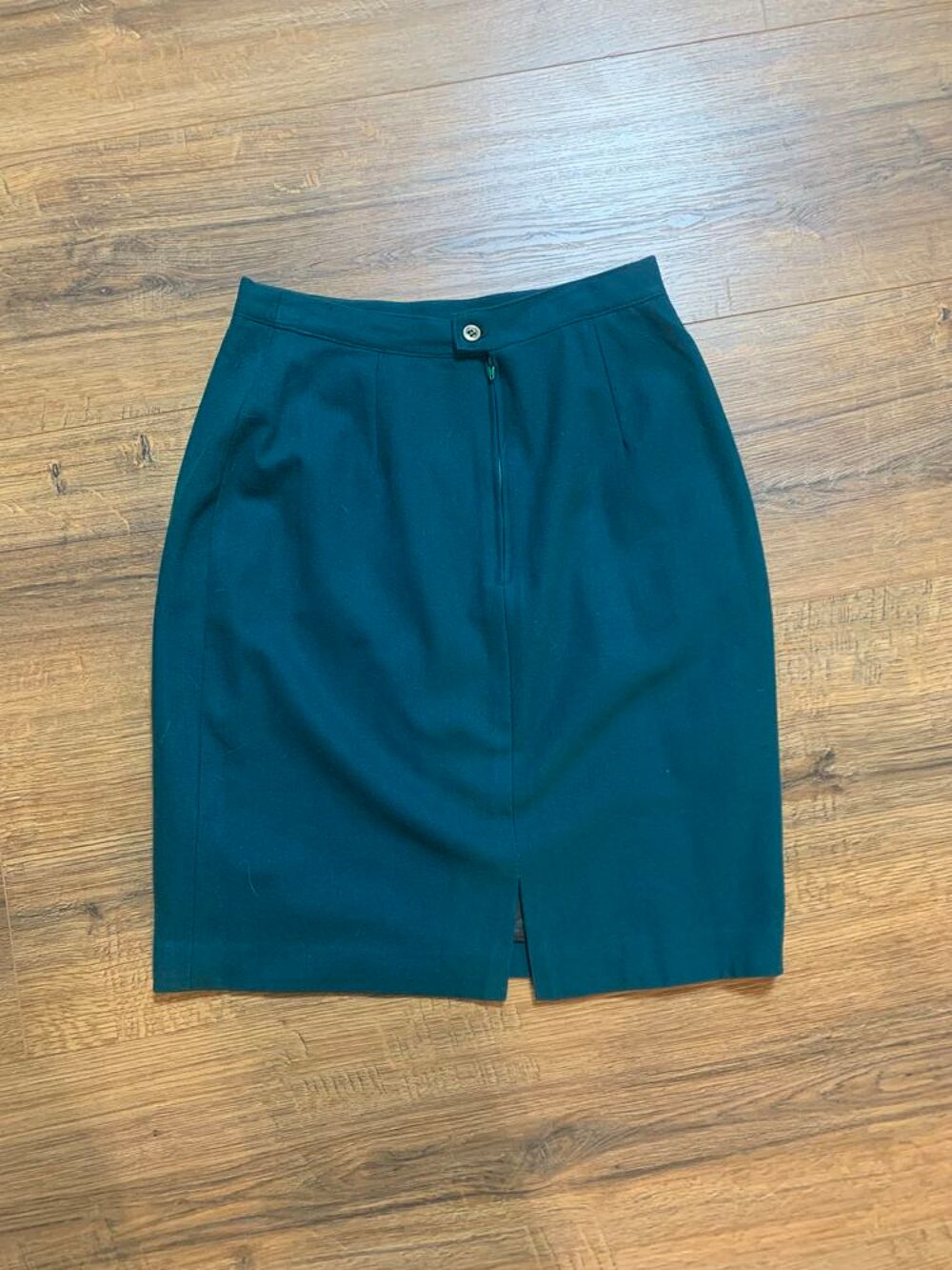 Ensemble veste + jupe femme " Fr&eacute;quence Pari Vêtements