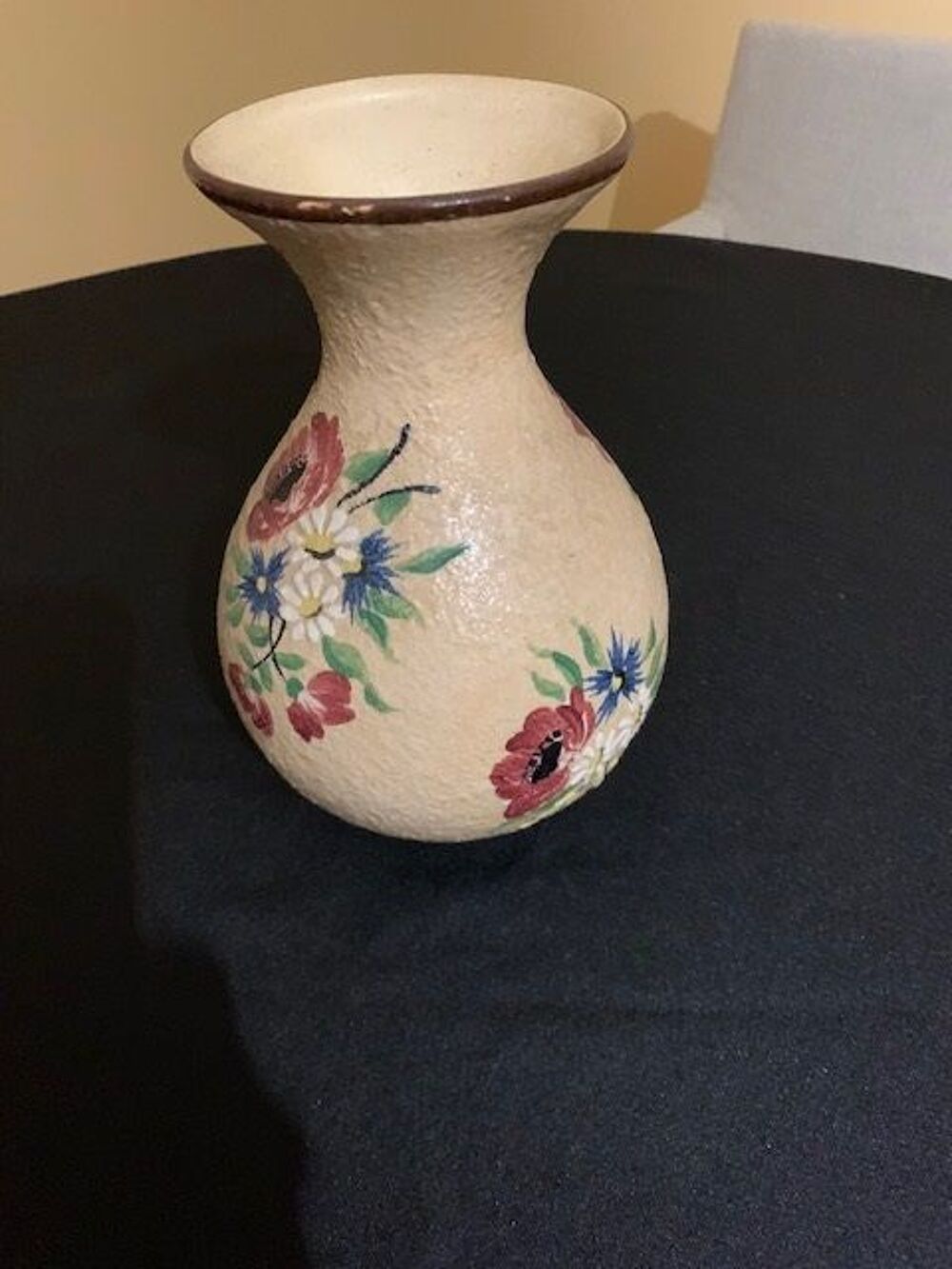 Vase avec motif floral Décoration