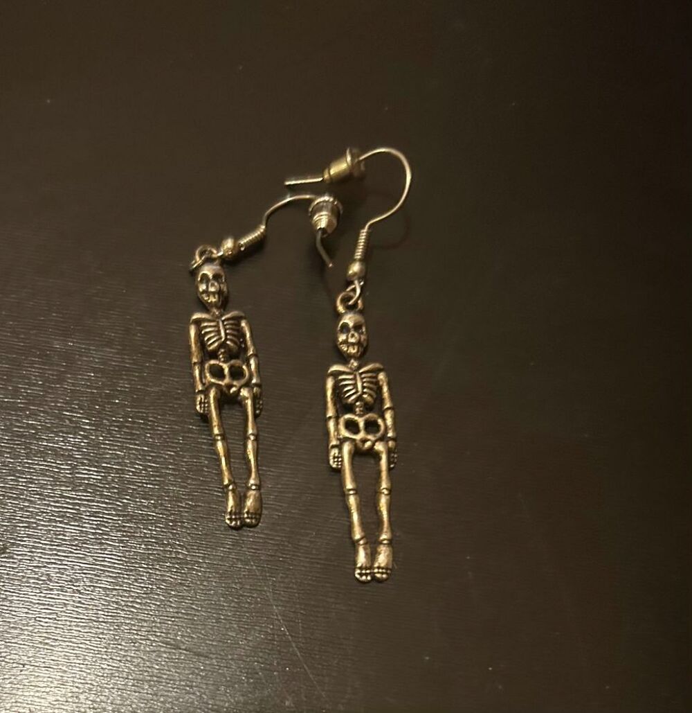 paires de Boucles d'oreilles fantaisie Bijoux et montres