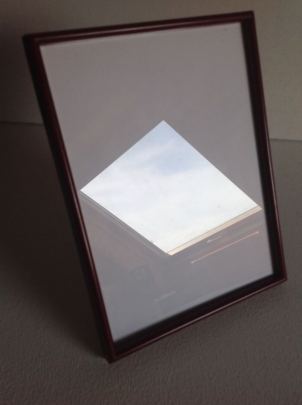 CADRE BORDEAUX SOUS VERRE SUPPORT 25 x 19 cm Envoi Possible
Décoration