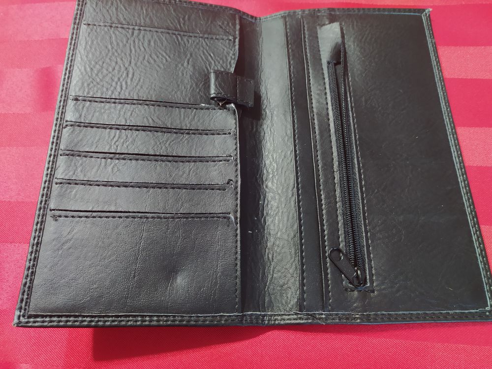 Portefeuille noir Neuf Maroquinerie