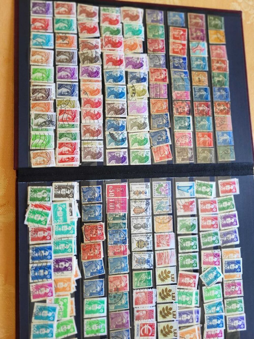 Collection de Timbres poste de France Europe et &agrave;‰trangers 
