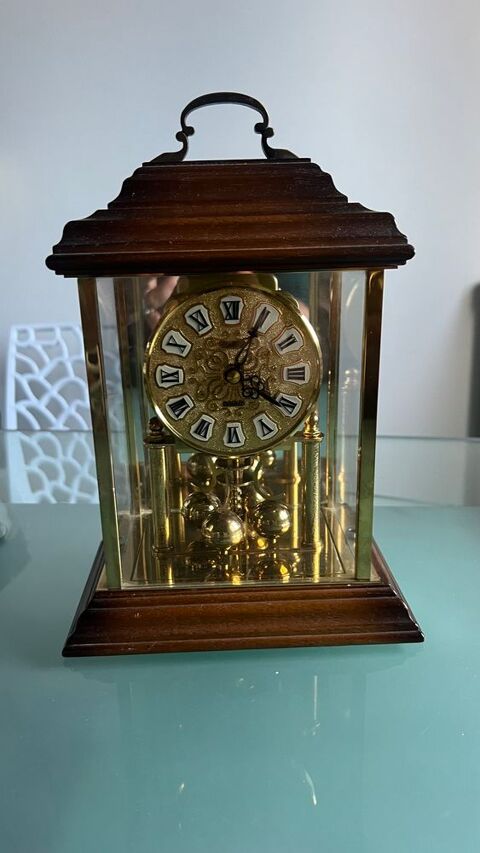 Horloge Haller
QUARIZ
MADE IN GERMANY 55 Annecy (74)
